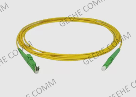 La 9/125 correction optique unimodale de la fibre OS2 attachent E2000 RPA à LC RPA