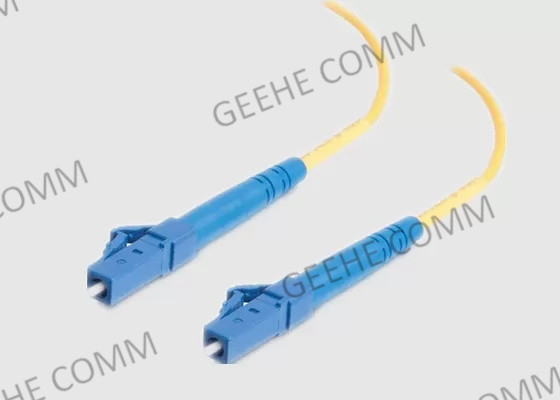 Basse corde de correction optique de fibre de l'insertion LSZH 1.8mm LC au LC