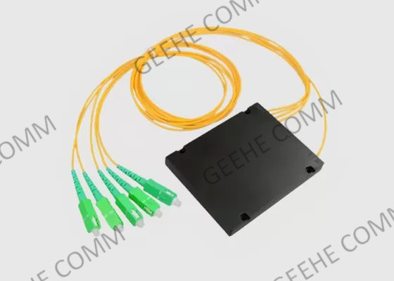 Sc optique en forme de boîte de diviseur de fibre d'ABS de PLC 1x4 à l'UPC pour CATV/FTTH