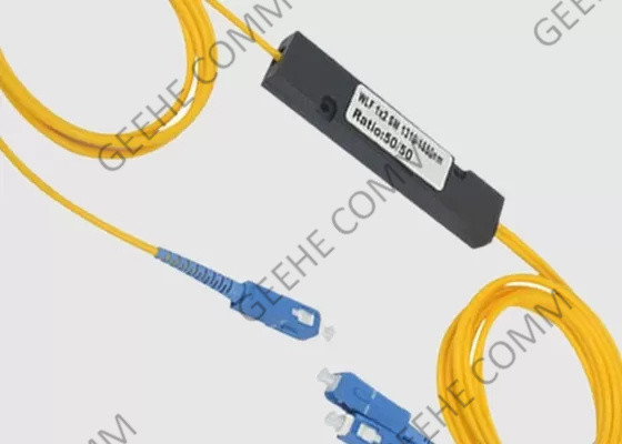 Diviseur blockless extérieur 2 de câble optique de fibre de 1.5M SC/APC dans la sortie