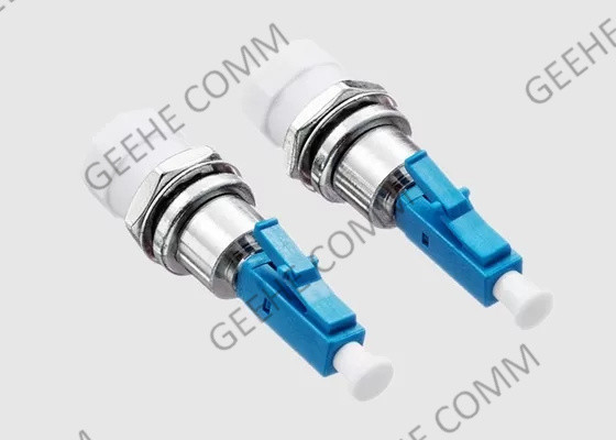 Mâle de FTTH LC UPC à l'adaptateur femelle de câble optique de fibre de FC