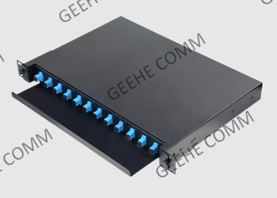 Le support a monté 24 tableaux de connexions optiques de fibre du noyau FC ODF 3U