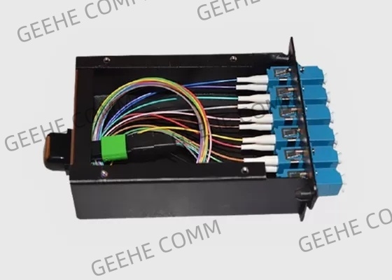 La fibre 12 a préinstallé 6 la cassette duplex de câble d'évasion de fibre des adaptateurs MTP/MPO de LC