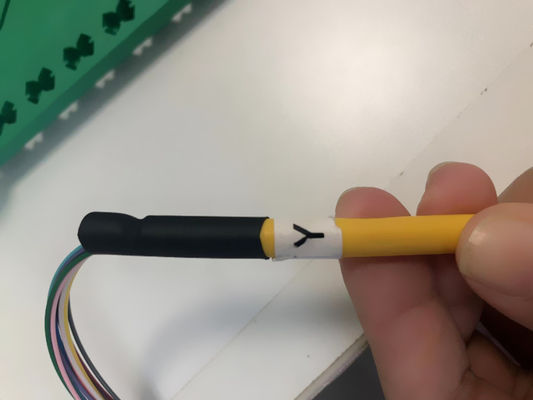 Bâti de support optique du diviseur 0.9mm de PLC de fibre de noyaux de la sortance 12 de Sc UPC de mode unitaire