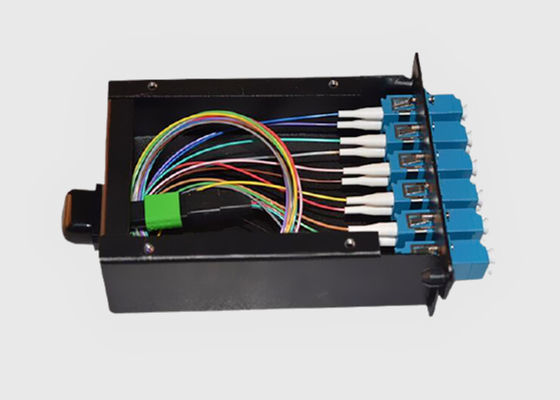 La fibre 12 a préinstallé 6 la cassette duplex de câble d'évasion de fibre des adaptateurs MTP/MPO de LC
