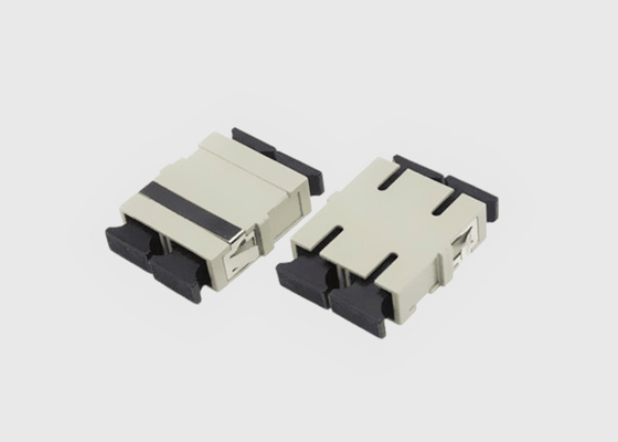 Coupleur duplex optique beige de Sc de Sc de fibre de mode multi avec la bride