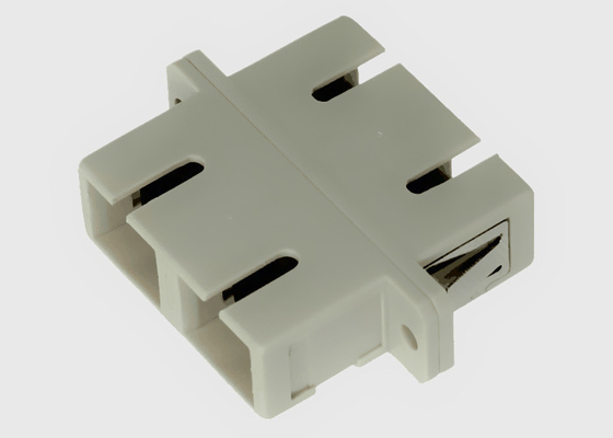 Coupleur duplex optique beige de Sc de Sc de fibre de mode multi avec la bride